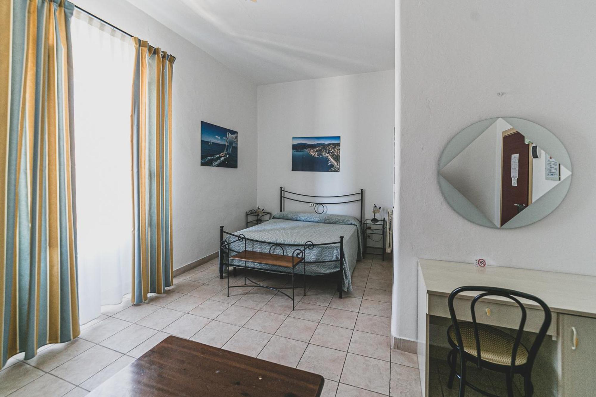 Hotel Alfiero Porto Santo Stefano (Grosseto) Quarto foto